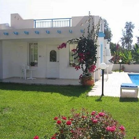 Philippos Paphos Villas - Villa 3 Екстериор снимка
