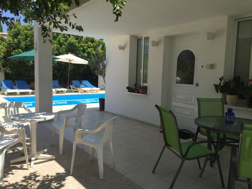 Philippos Paphos Villas - Villa 3 Екстериор снимка