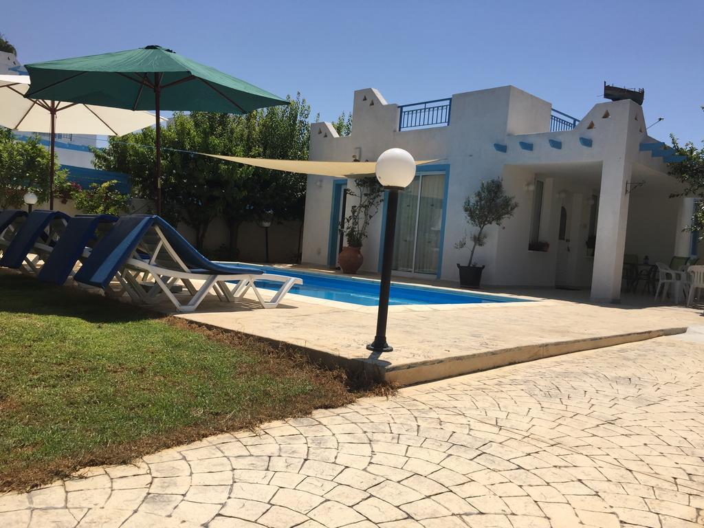Philippos Paphos Villas - Villa 3 Екстериор снимка