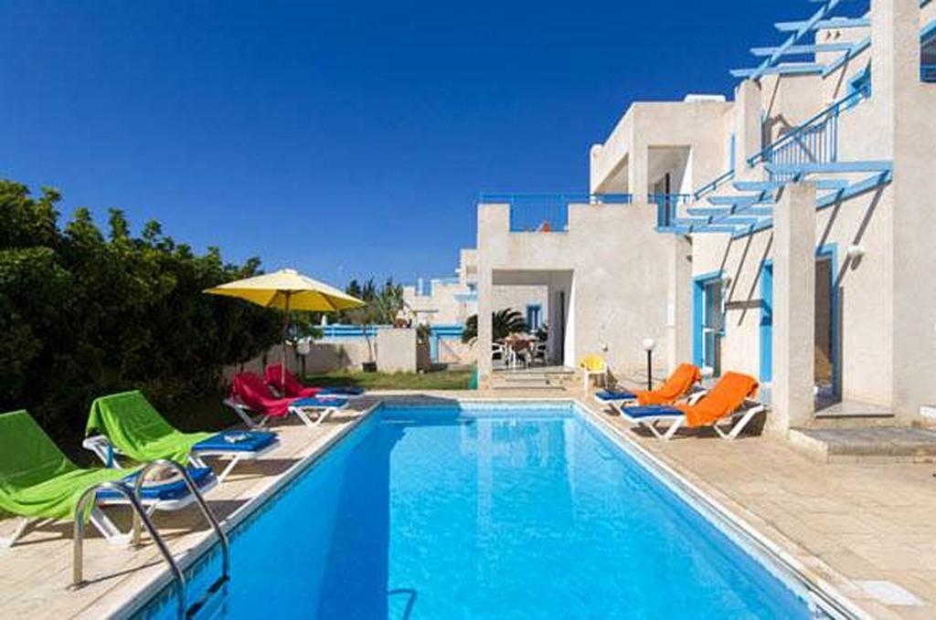 Philippos Paphos Villas - Villa 3 Екстериор снимка