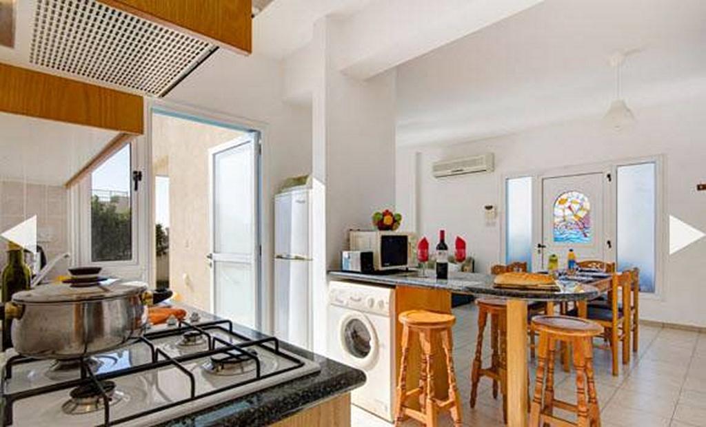 Philippos Paphos Villas - Villa 3 Екстериор снимка